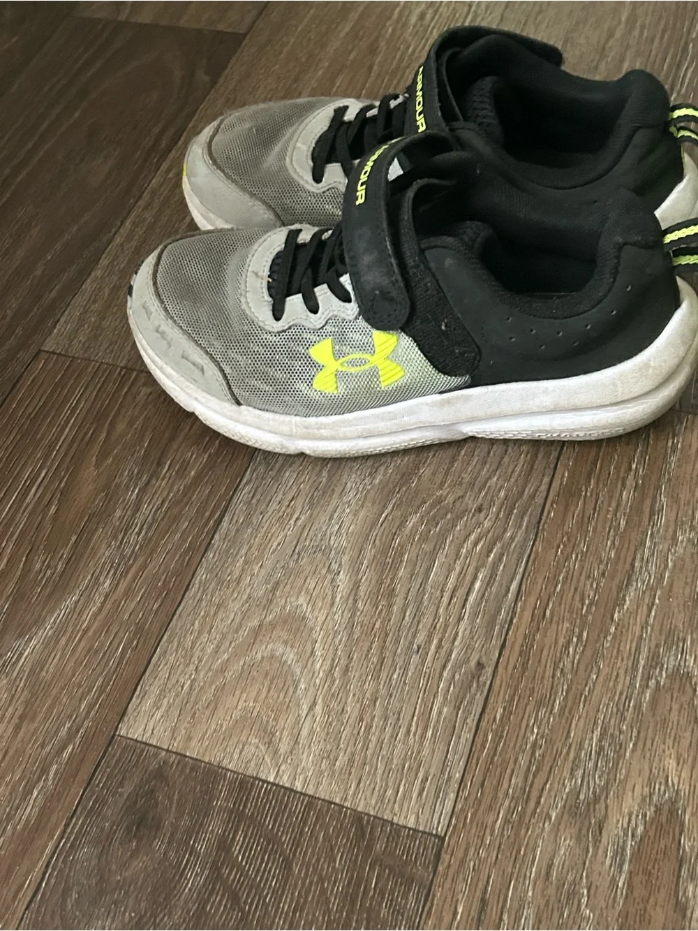 Under Armour Kids Gray Black Sneakers with Neon Yellow Logo